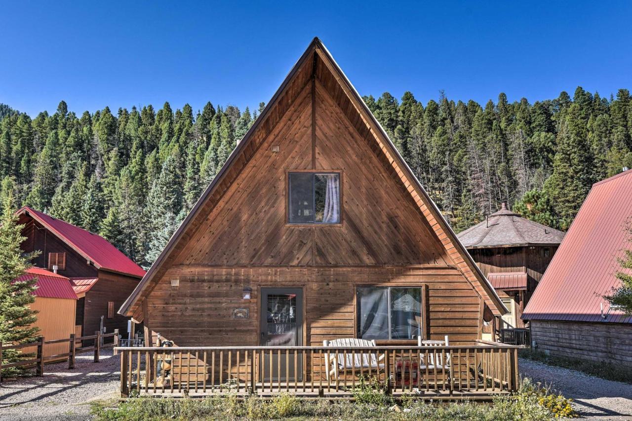 Ski-Inandski-Out Red River Cabin With Mtn Views! Exterior photo